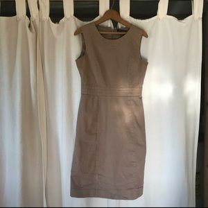 Banana Republic Women’s tan sleeveless dress Sz 0